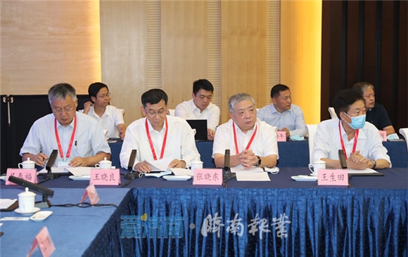 山东省暨济南市生物医药高质量发展圆桌会举行 孙咸泽颜江瑛任爱荣孙述涛出席